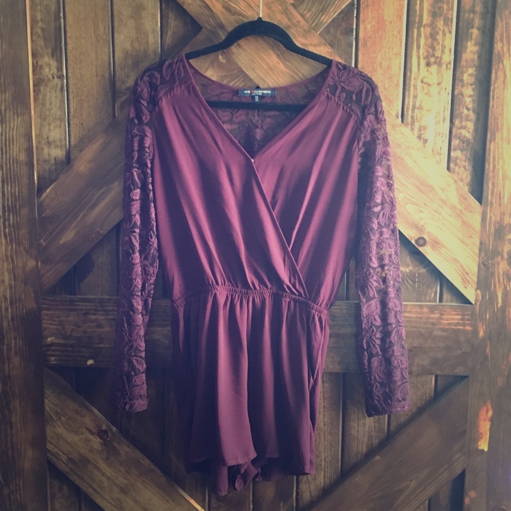 Lace short romper